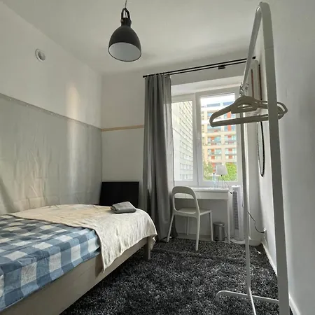 Metro Swietokrzyska Warszawa