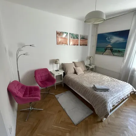 Appartement Metro Swietokrzyska *