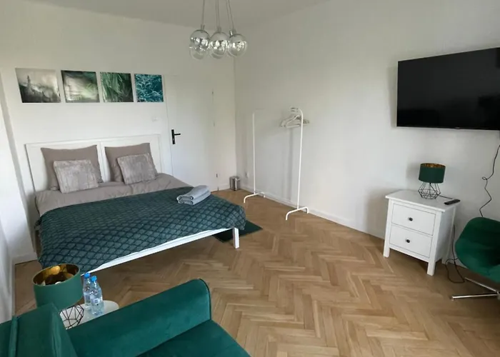 Metro Swietokrzyska Apartment *