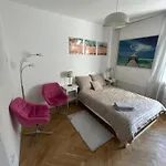 Apartman Metro Swietokrzyska *